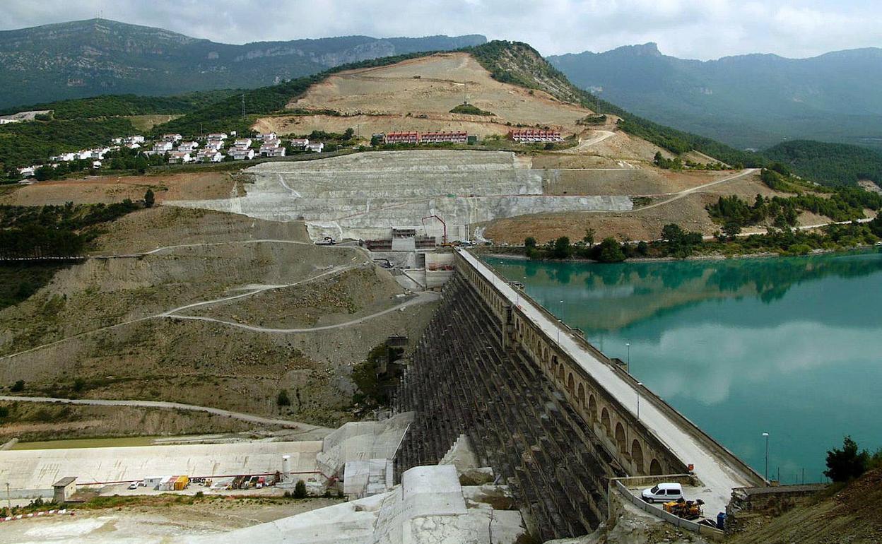 el-embalse-de-yesa-paradigma-de-la-batalla-abertzale-en-madrid-el-correo